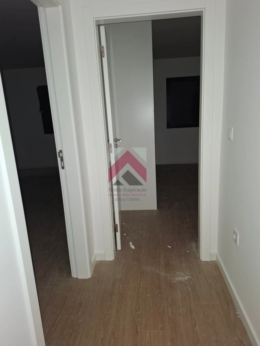 Apartamento T2 para Venda em Esgueira Foto 10