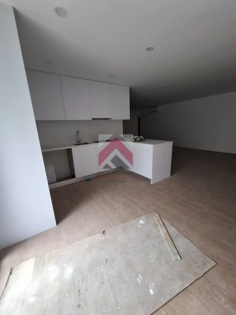 Apartamento T2 para Venda em Esgueira