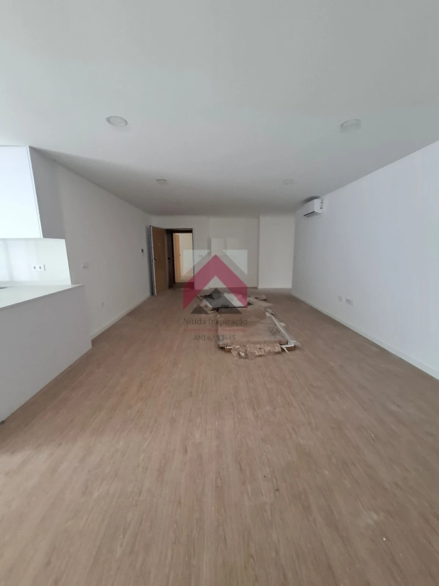Apartamento T2 para Venda em Esgueira Foto 4