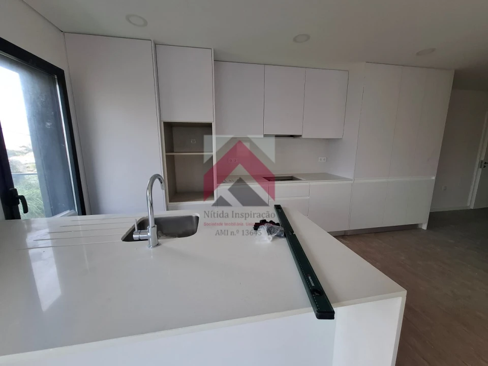 Apartamento T3 para Venda em Esgueira Foto 4