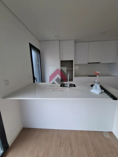 Apartamento T3 para Venda em Esgueira