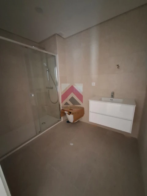 Apartamento T3 para Venda em Esgueira