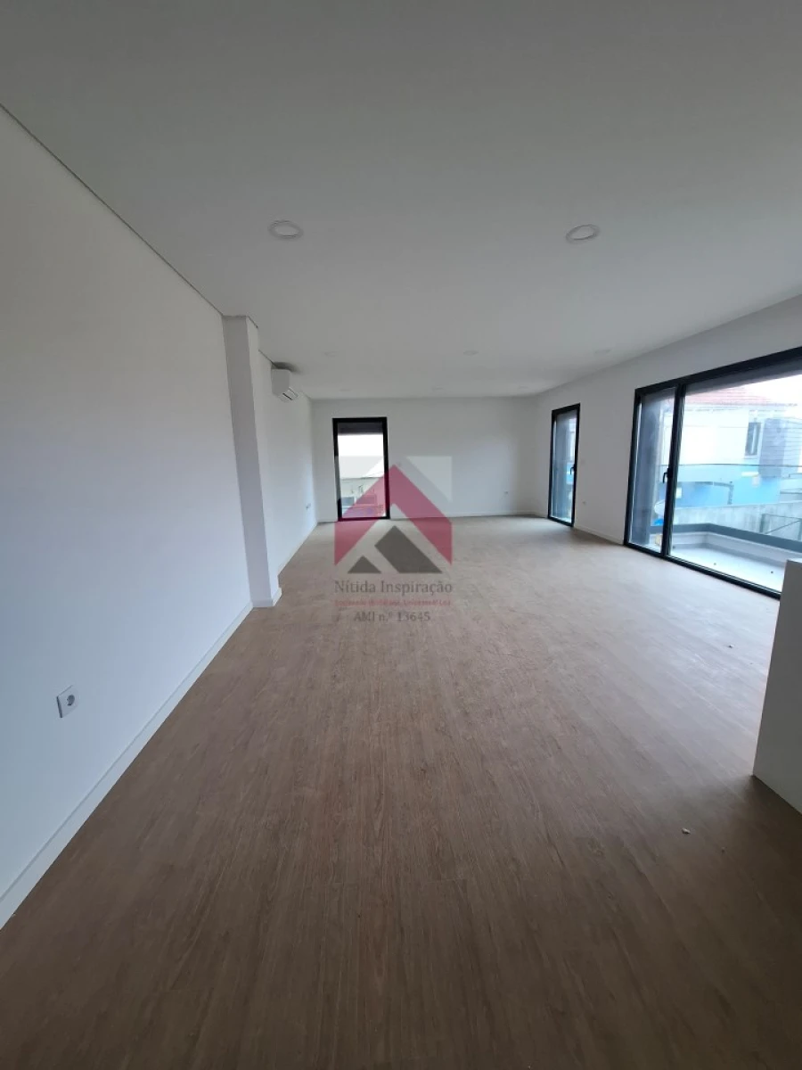 Apartamento T3 para Venda em Esgueira Foto 8
