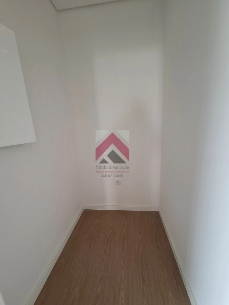 Apartamento T3 para Venda em Esgueira Foto 11