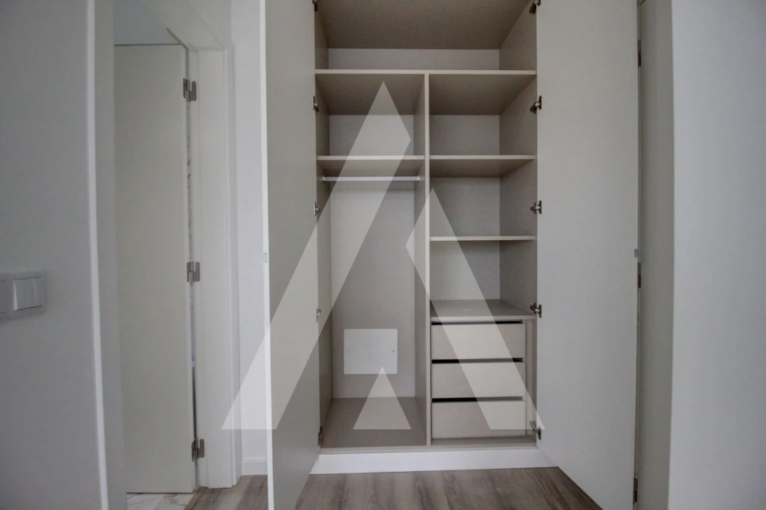 Moradia T4 para Venda em Lavos Foto 69