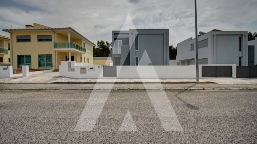 Moradia T4 para Venda em Lavos
