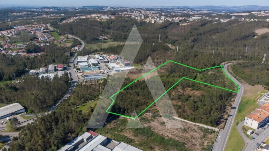 Terreno para Venda em São João de Ver