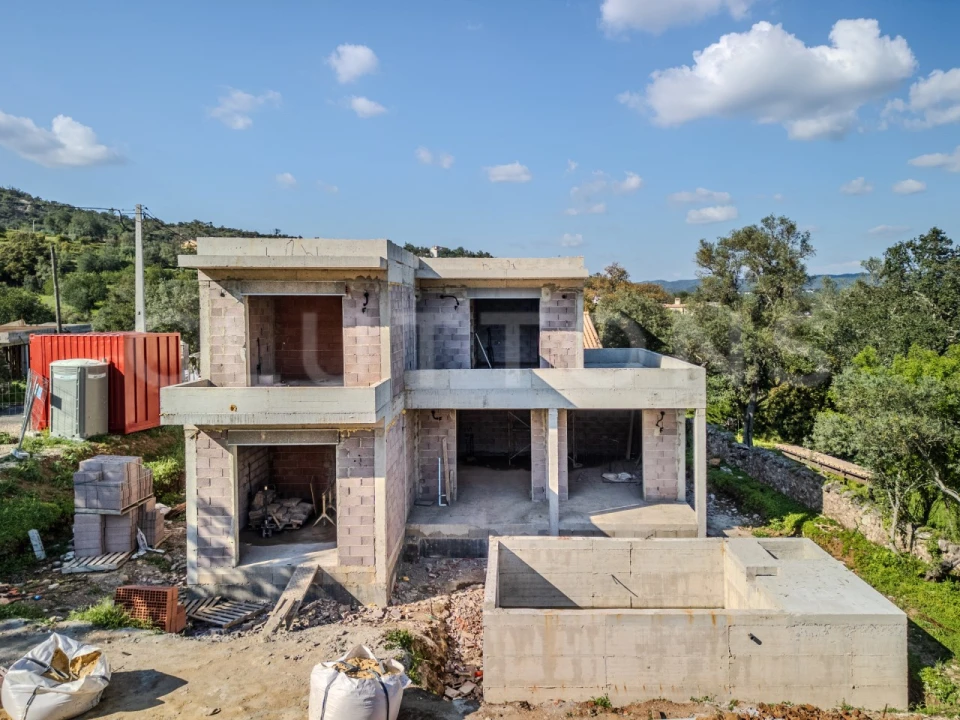 Moradia T3 para Venda em Loule (São Sebastião) Foto 3