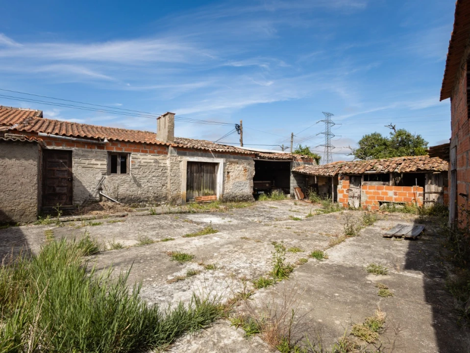 Moradia T3 para Venda em Alqueidão Foto 20