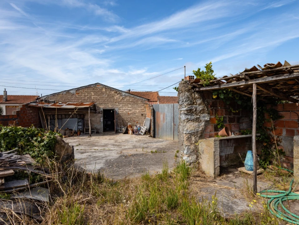 Moradia T3 para Venda em Alqueidão Foto 25