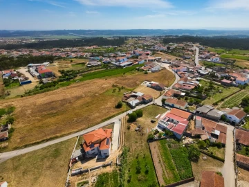 Moradia T3 para Venda em Alqueidão