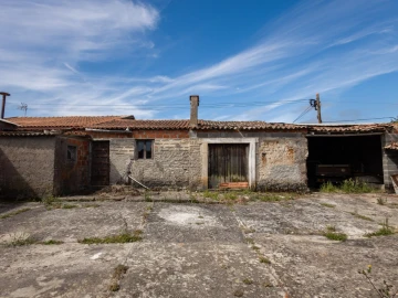 Moradia T3 para Venda em Alqueidão