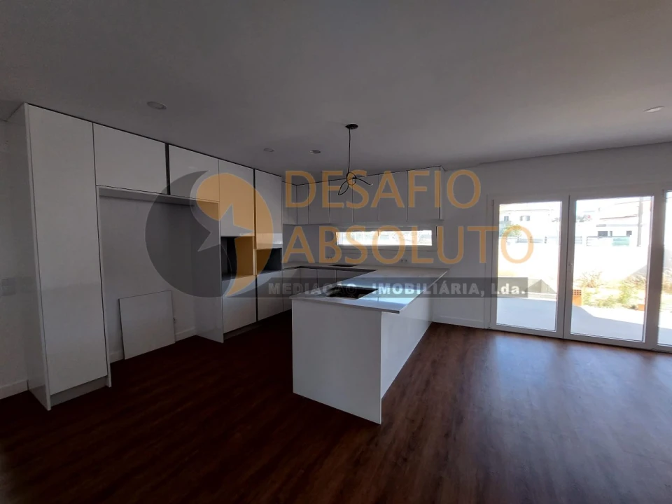 Moradia T3 para Venda em Palmela Foto 4