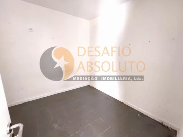 Loja para Venda em Amora