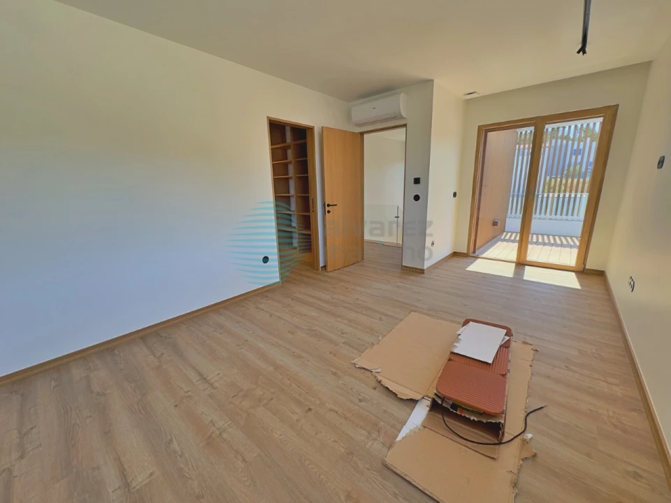 Moradia T4 para Venda em Santa Maria, São Pedro e Matacães Foto 15
