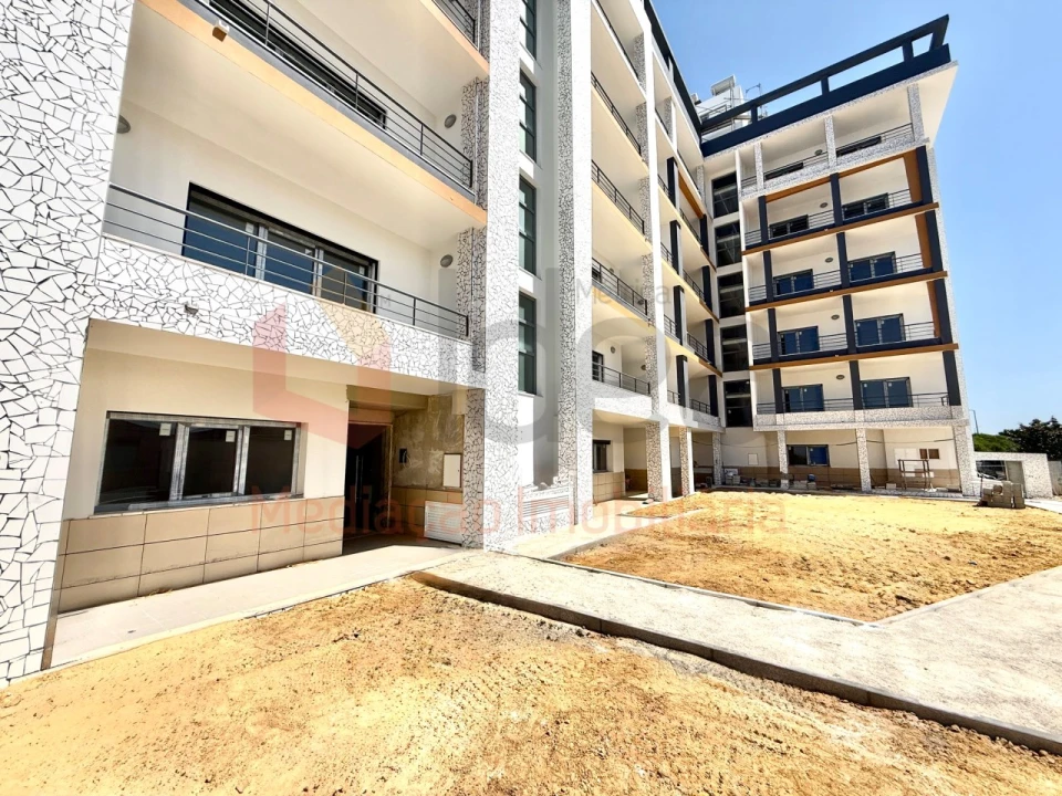 Apartamento T3 para Venda em Seixal, Arrentela e Aldeia de Paio Pires Foto 1