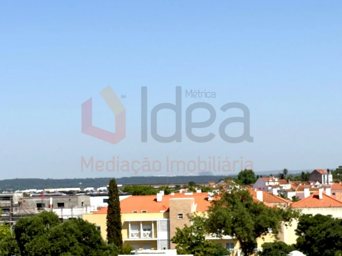 Apartamento T3 para Venda em Seixal, Arrentela e Aldeia de Paio Pires Foto 17