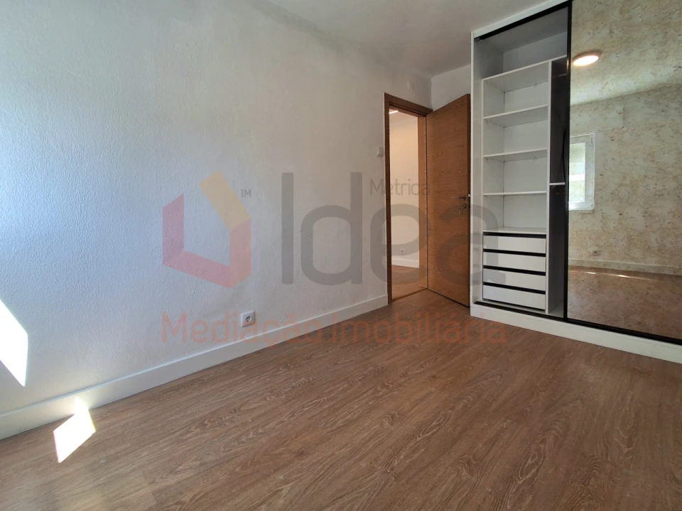 Apartamento T3 para Venda em Amora Foto 13