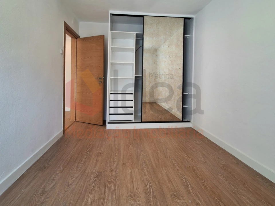 Apartamento T3 para Venda em Amora Foto 15