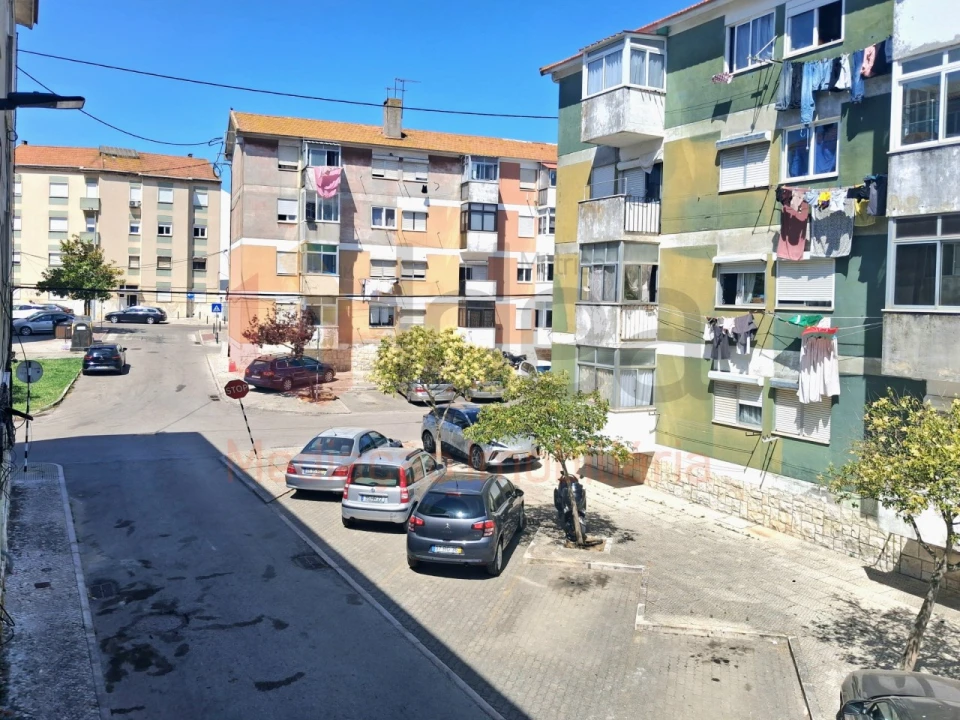 Apartamento T3 para Venda em Amora Foto 25