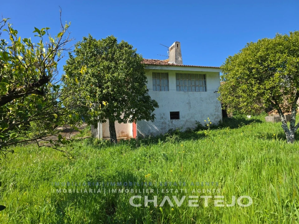 Moradia T4 para Venda em Casais e Alviobeira Foto 19
