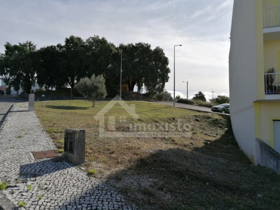 Terreno P/ Prédio para Venda em Pedrogão Grande Foto 3