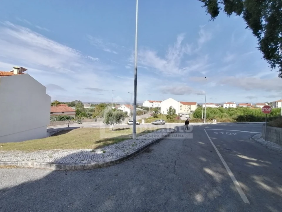 Terreno P/ Prédio para Venda em Pedrogão Grande Foto 4