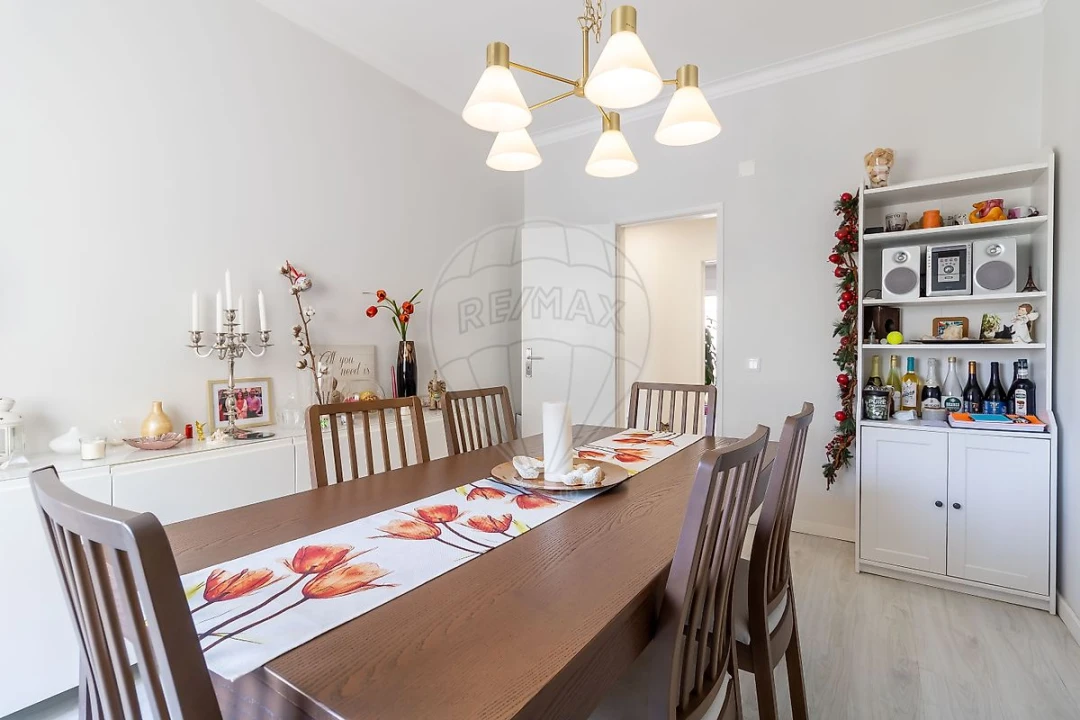 Apartamento T2 para Venda em Seixal, Arrentela e Aldeia de Paio Pires Foto 7