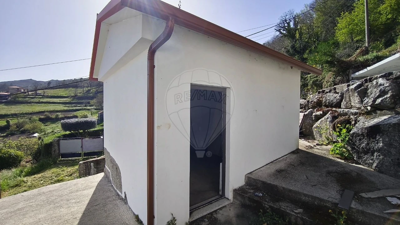 Moradia T3 para Venda em Viariz Foto 10