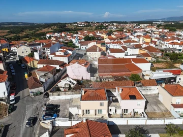 Moradia T2 para Venda em Campelos e Outeiro da Cabeça
