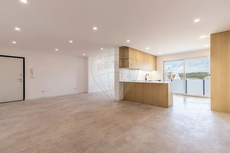 Apartamento T3 para Venda em Santa Maria, São Pedro e Matacães Foto 21