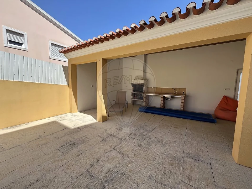 Moradia T3 para Venda em Mafra Foto 9