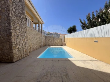 Moradia T3 para Venda em Mafra