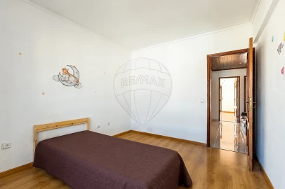 Apartamento T2 para Venda em Baixa da Banheira e Vale da Amoreira