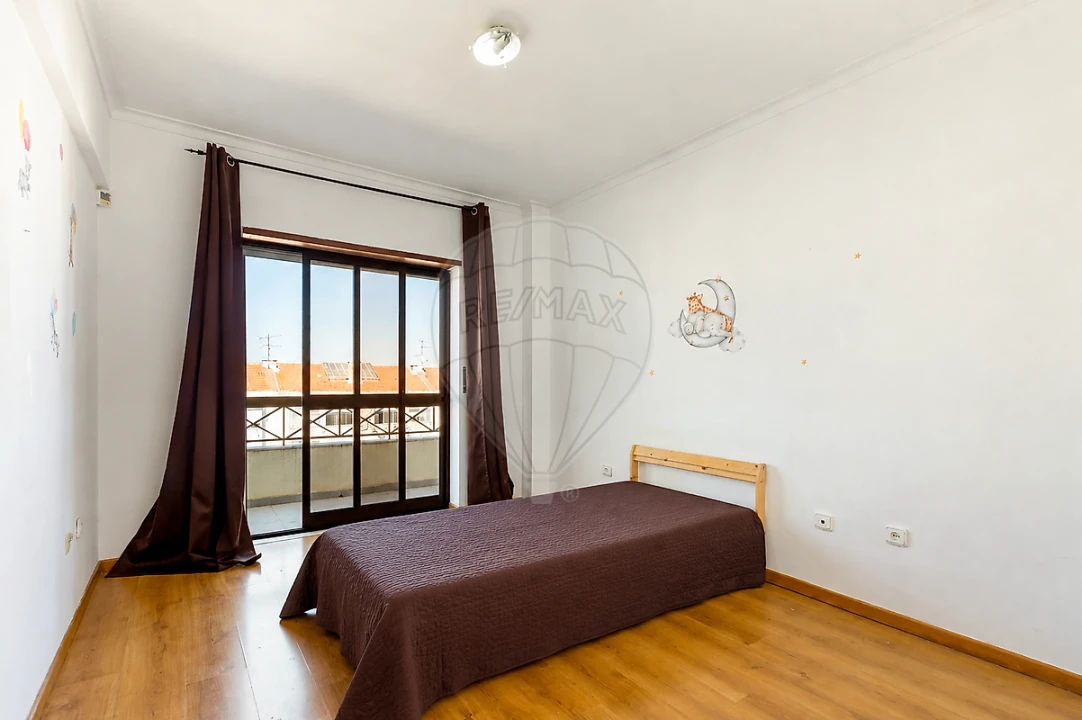 Apartamento T2 para Venda em Baixa da Banheira e Vale da Amoreira Foto 11