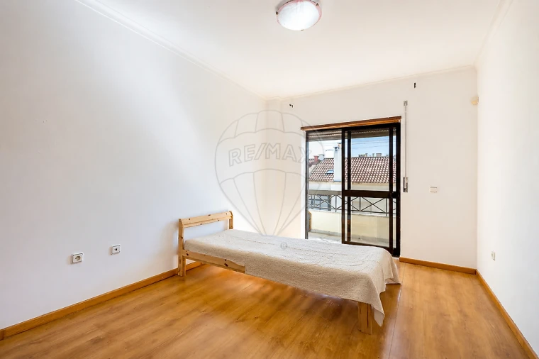 Apartamento T2 para Venda em Baixa da Banheira e Vale da Amoreira Foto 9