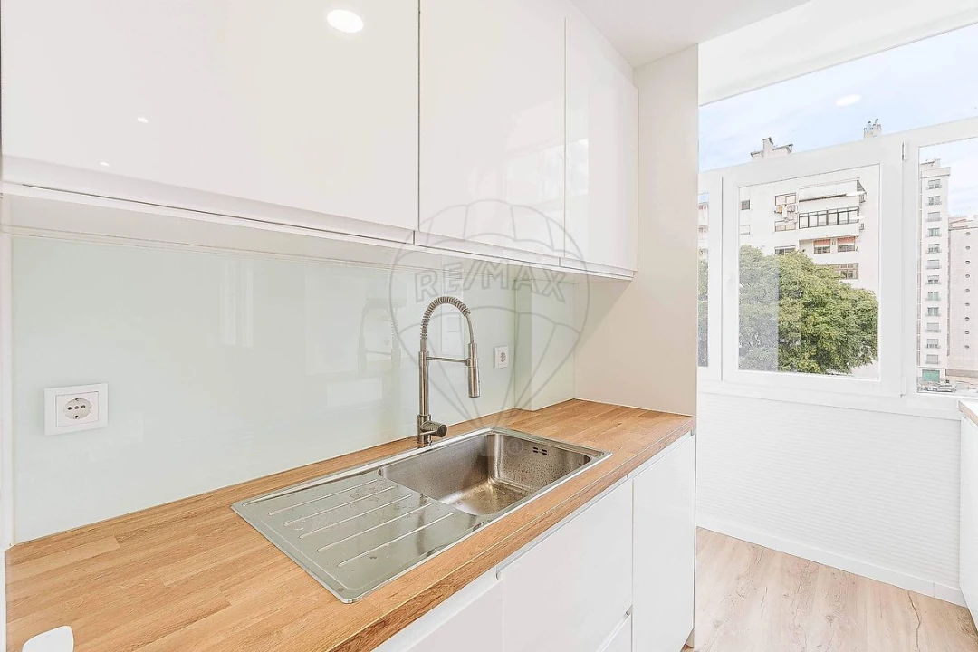 Apartamento T3 para Venda em Benfica Foto 38