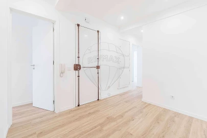 Apartamento T3 para Venda em Benfica