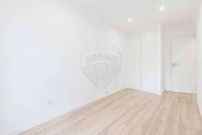 Apartamento T3 para Venda em Benfica