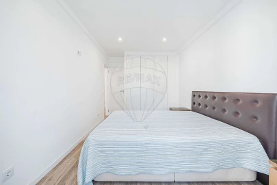 Apartamento T3 para Venda em Benfica