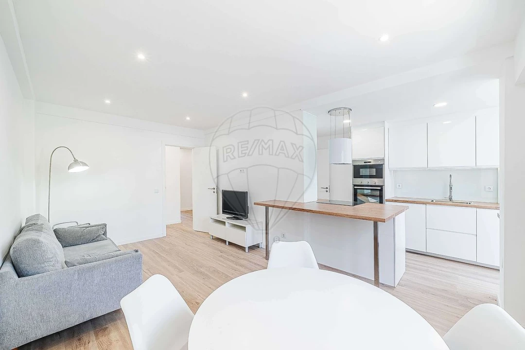 Apartamento T3 para Venda em Benfica Foto 7