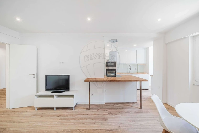Apartamento T3 para Venda em Benfica Foto 16