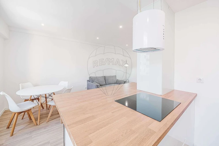 Apartamento T3 para Venda em Benfica Foto 10