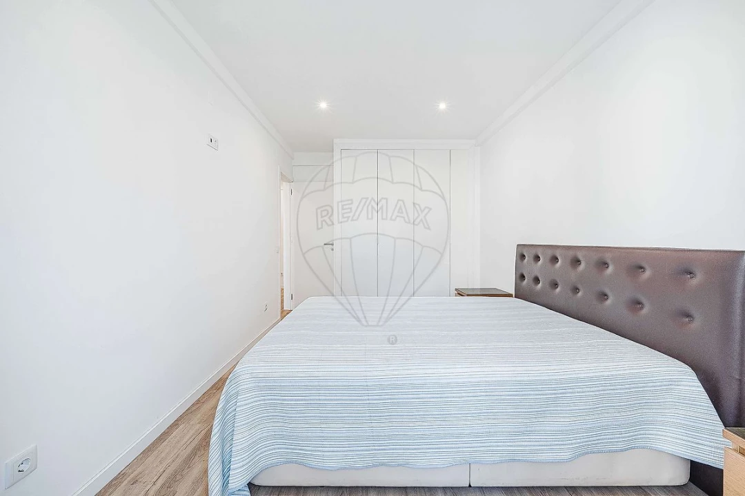 Apartamento T3 para Venda em Benfica Foto 8