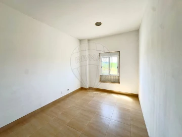 Loja para Venda em Marvila, Ribeira Santarém, São Salvador, São Nicolau