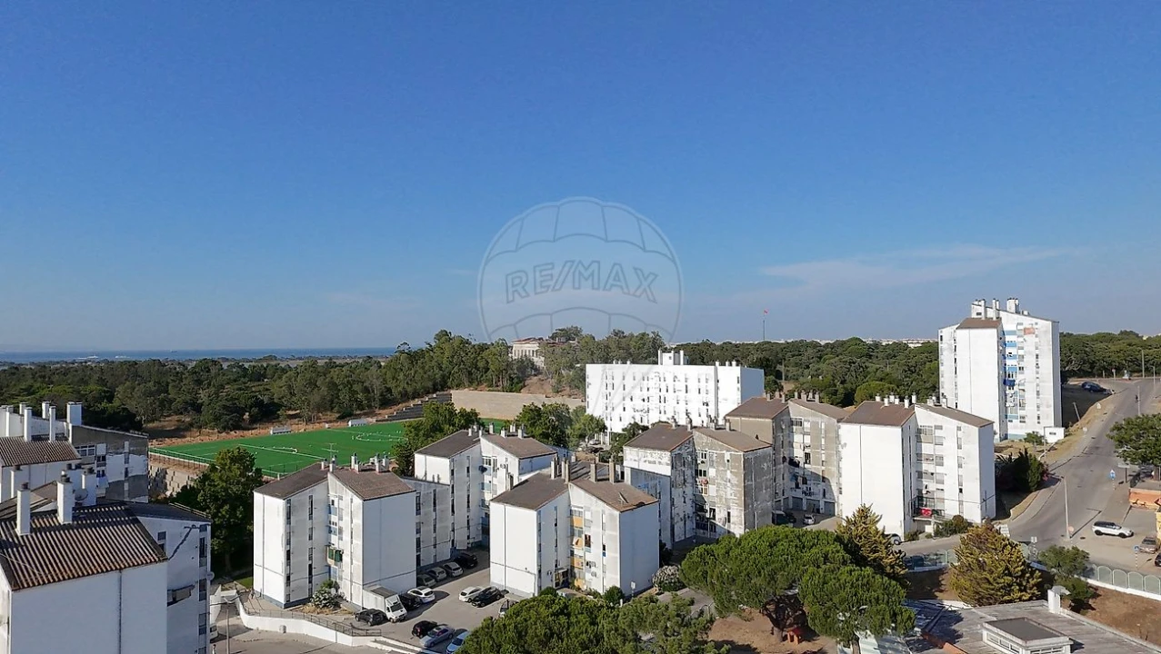Apartamento T2 para Venda em Amora Foto 23