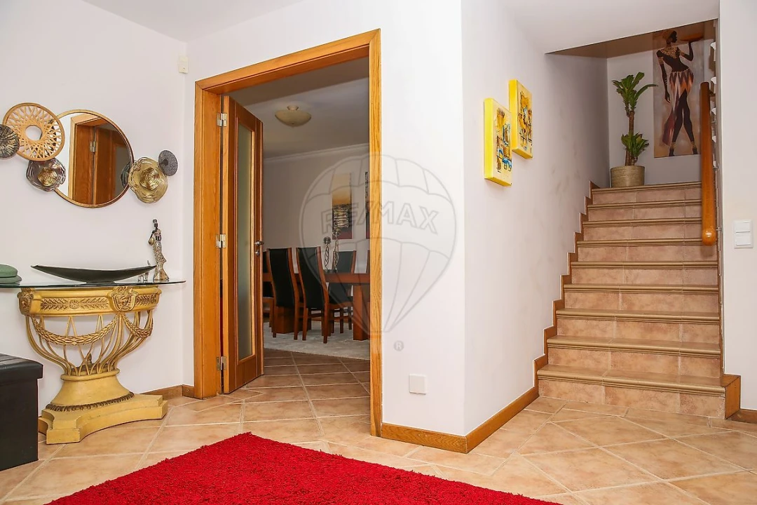 Moradia T3 para Venda em Alenquer (Santo Estêvão e Triana) Foto 3