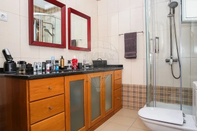Moradia T3 para Venda em Alenquer (Santo Estêvão e Triana)