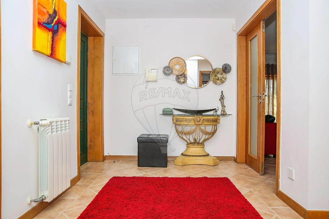 Moradia T3 para Venda em Alenquer (Santo Estêvão e Triana) Foto 1
