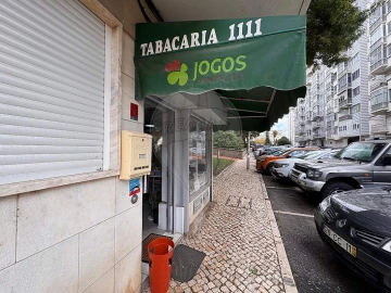 Negócio para Venda em Oeiras e São Julião da Barra, Paço de Arcos e Caxias